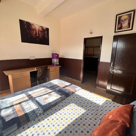 Residence Inn Homestay Simlá Kültér fotó