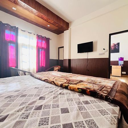 Residence Inn Homestay Simlá Kültér fotó